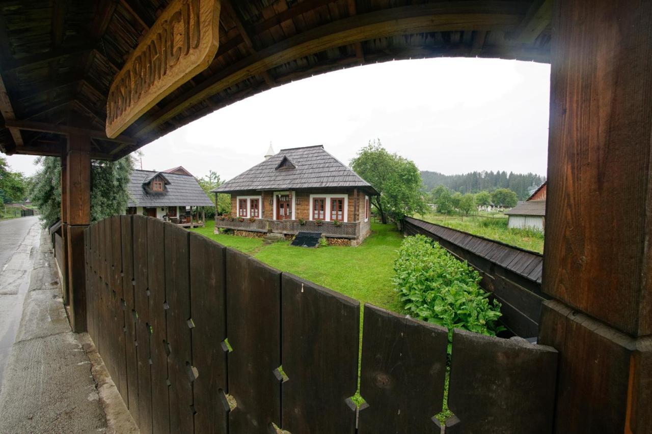 Casa Bunicii Din Bucovina Villa Vama  Eksteriør bilde