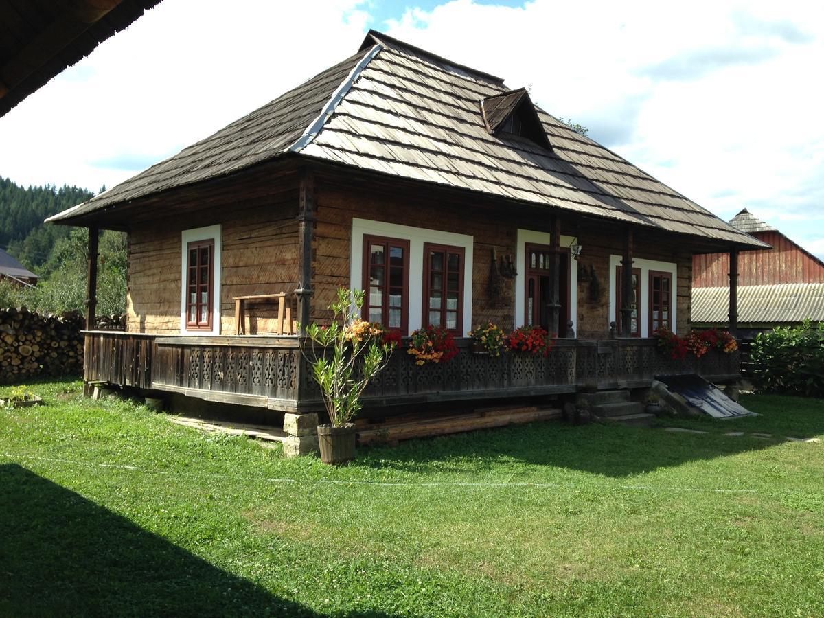 Casa Bunicii Din Bucovina Villa Vama  Eksteriør bilde